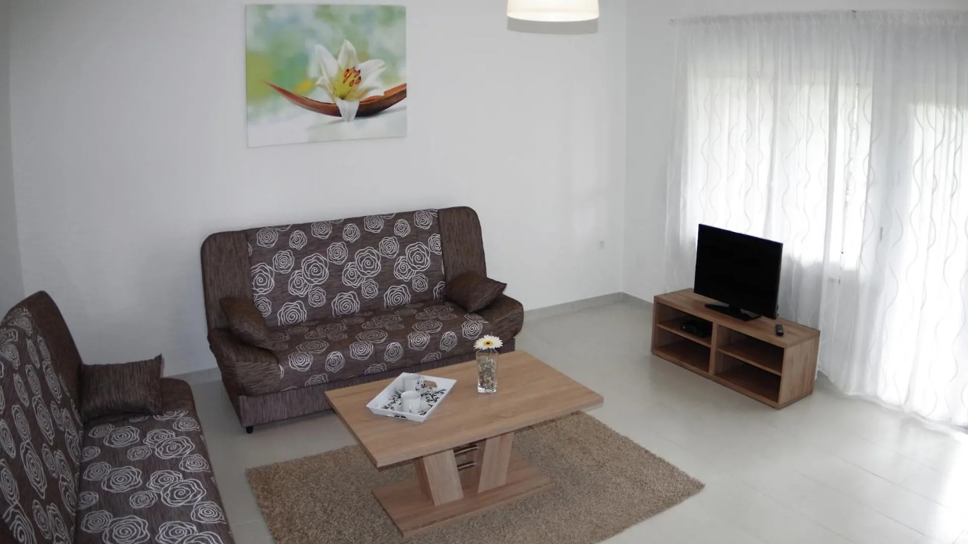 Spacious Apartment In Rakalj With Garden 0*,  كرواتيا