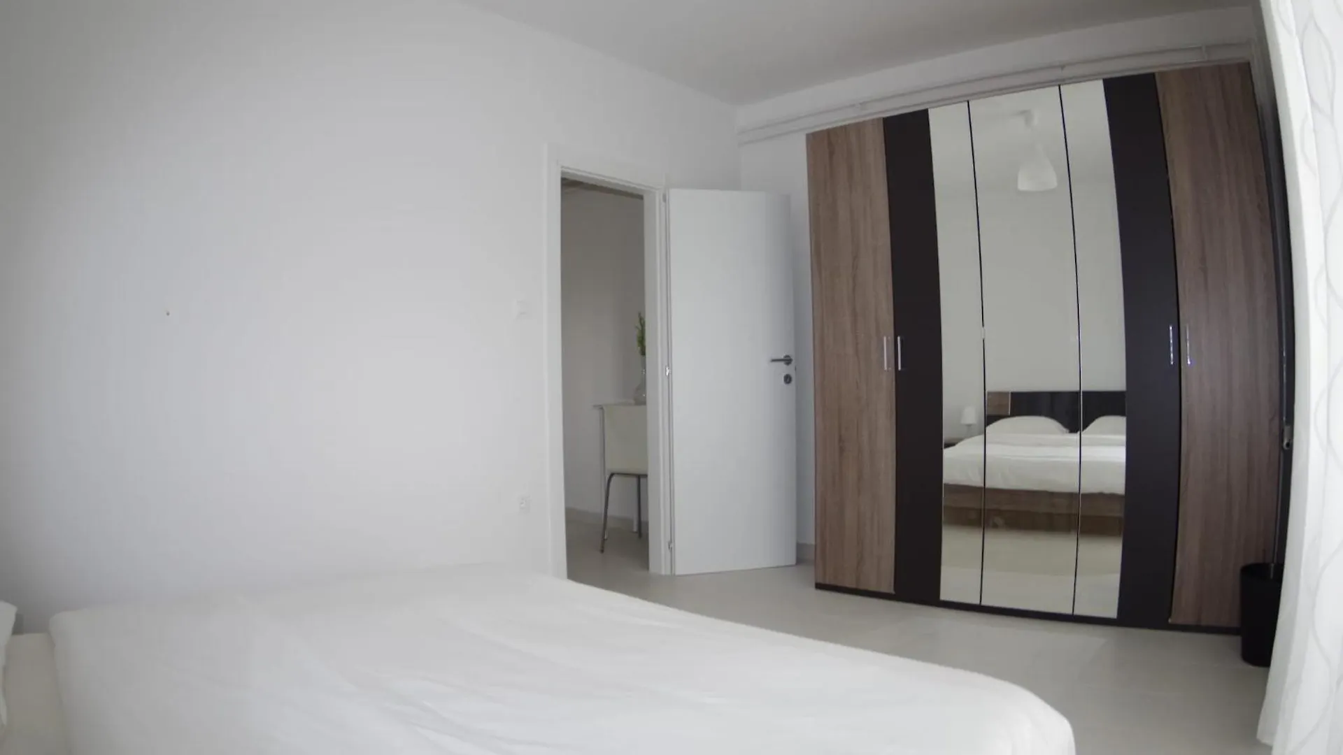 Spacious Apartment In Rakalj With Garden 0*,