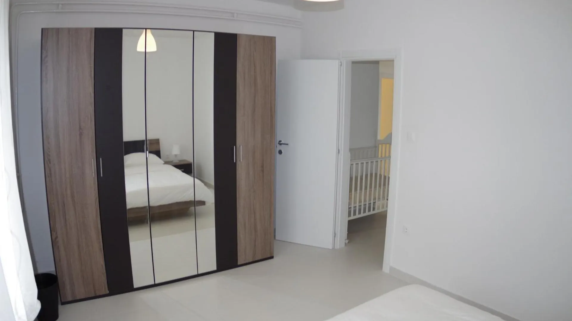 Spacious Apartment In Rakalj With Garden